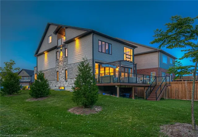Additional image 41 of 338 Moorlands Cres