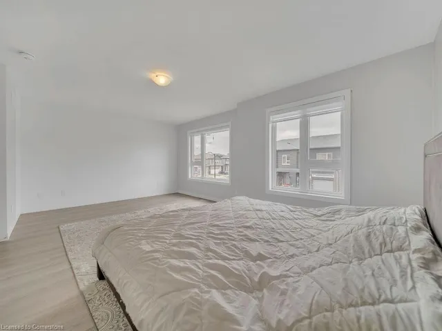 Additional image 19 of 8 Pony Way