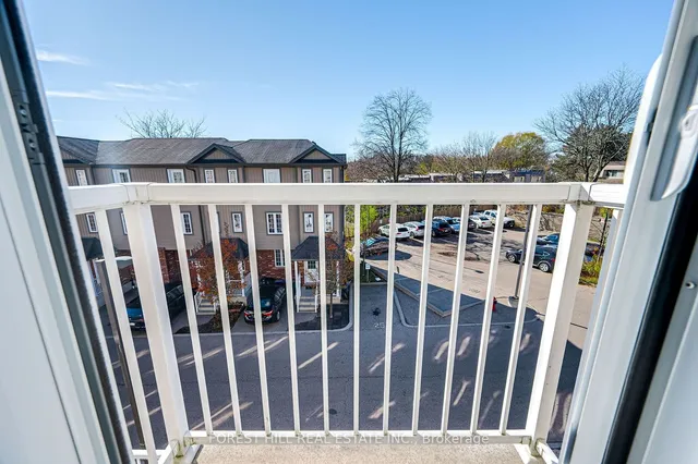 Additional image 19 of 55 Mooregate Cres Unit 15B