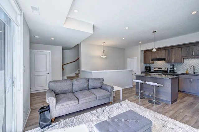 Additional image 6 of 261 Woodbine Ave