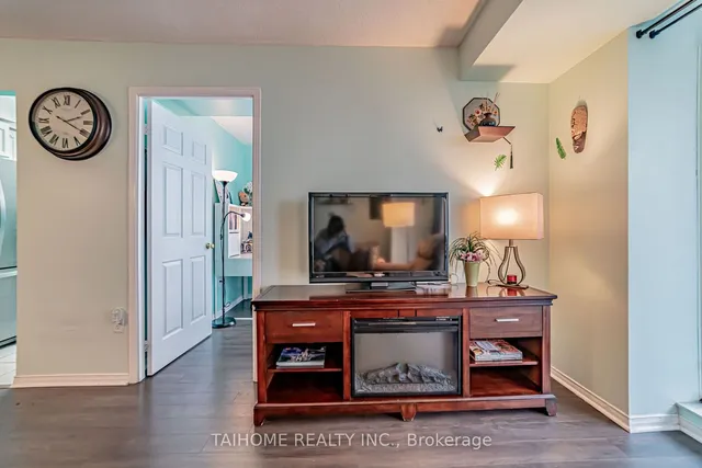 Additional image 25 of 1 Pemberton Ave Unit 702