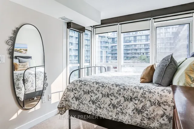 Additional image 14 of 10 Capreol Crt Unit 301