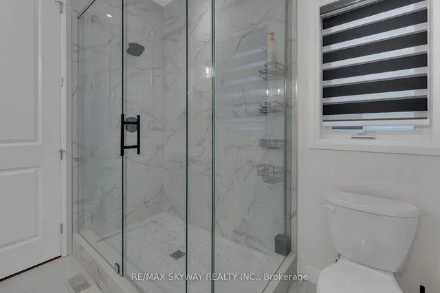 Additional image 22 of 972 Stonecliffe Walk Unit 18