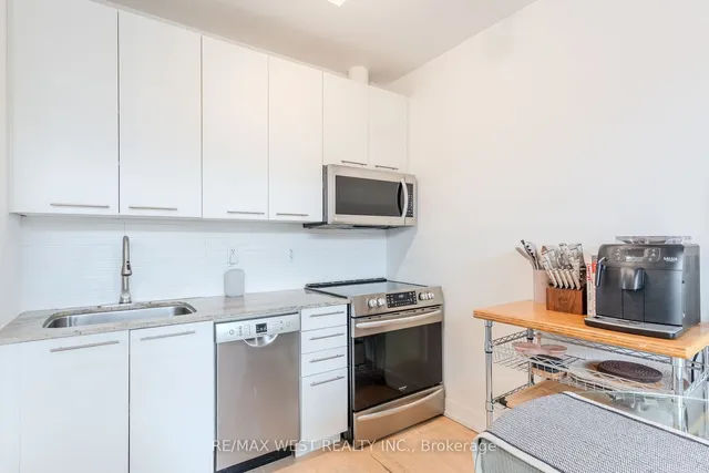 Additional image 9 of 66 Portland St Unit 212