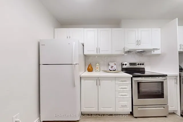 Additional image 6 of 3 Massey Sq Unit 2004