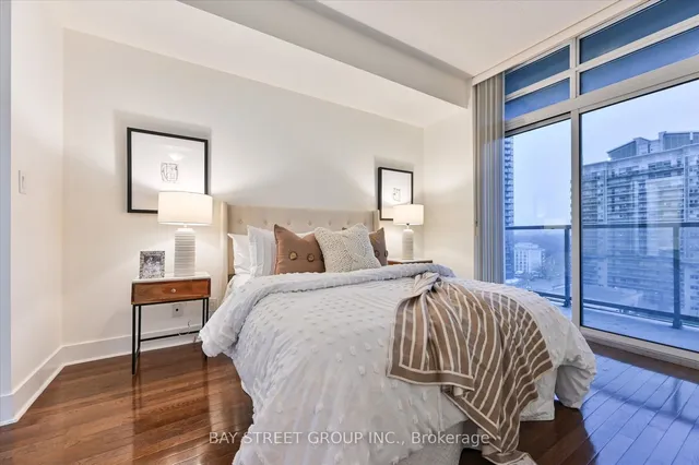 Additional image 13 of 26 Norton Ave Unit 1009