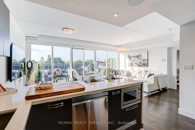 Additional image 24 of 588 Annette St Unit 503