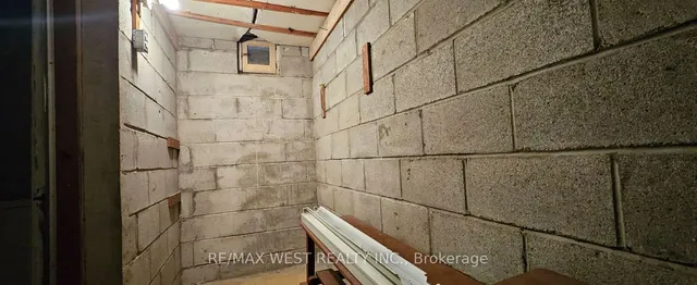 Additional image 25 of 18 Richgrove Dr