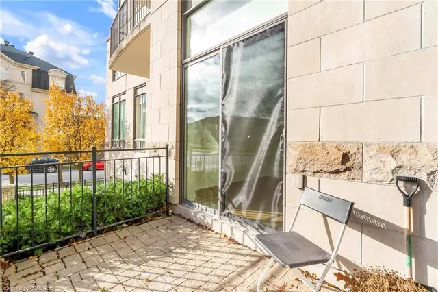 Additional image 33 of 16 Dallimore Cir Unit 102