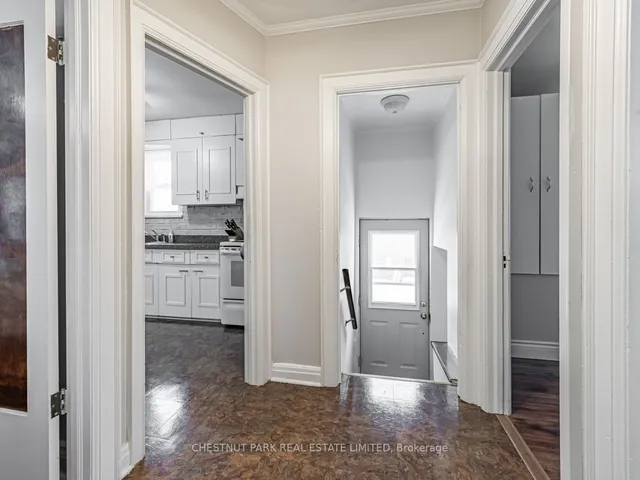 Additional image 8 of 207 Pellatt Ave