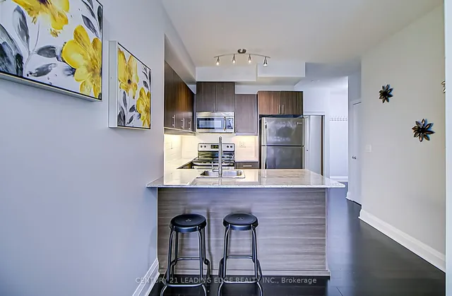 Additional image 10 of 17 Kenaston Gdns Unit 805