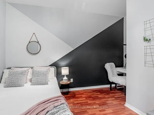 Additional image 19 of 8 Rosebank Dr Unit A