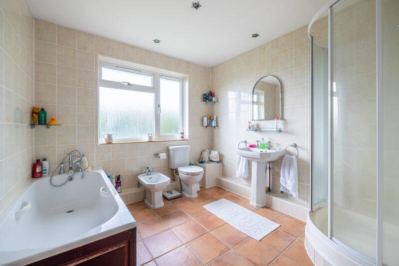 Additional image 14 of Detached 4 bedroom bungalow on the edge of Charlton Musgrove.