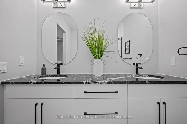 Additional image 23 of 51 David St Unit 207