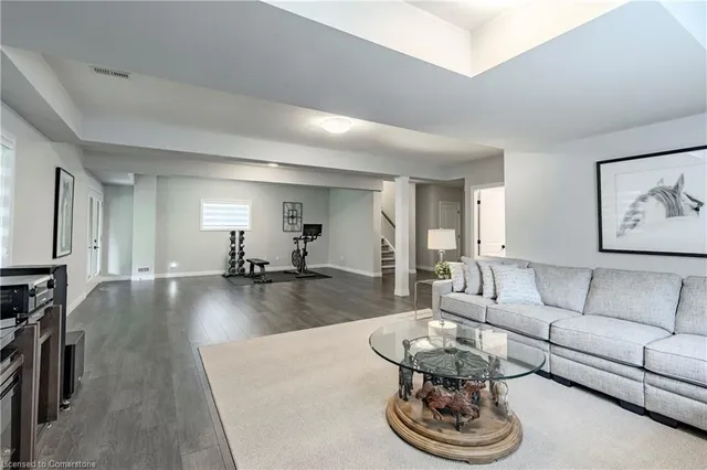 Additional image 35 of 955 Stonecliffe Walk