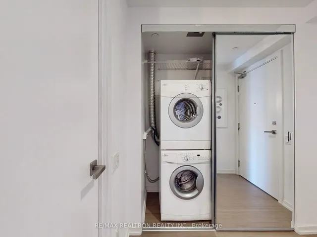 Additional image 33 of 101 Peter St Unit 3001