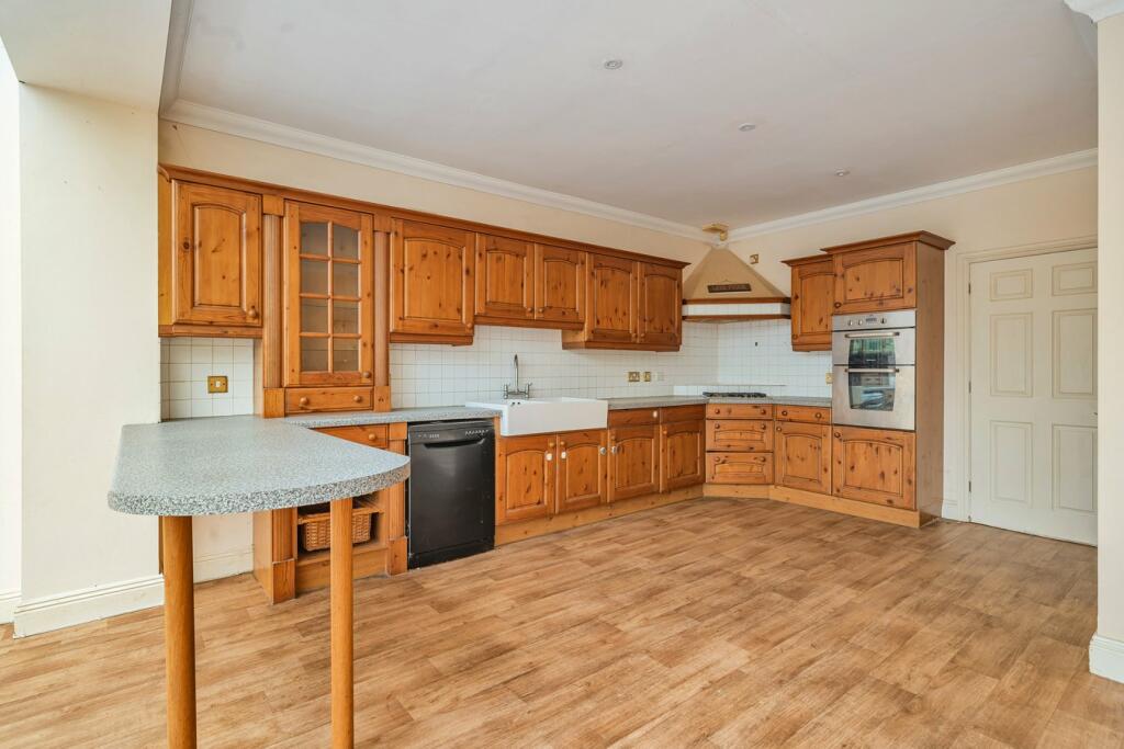 Additional image 21 of Priorygate Court, Castle Cary, BA7