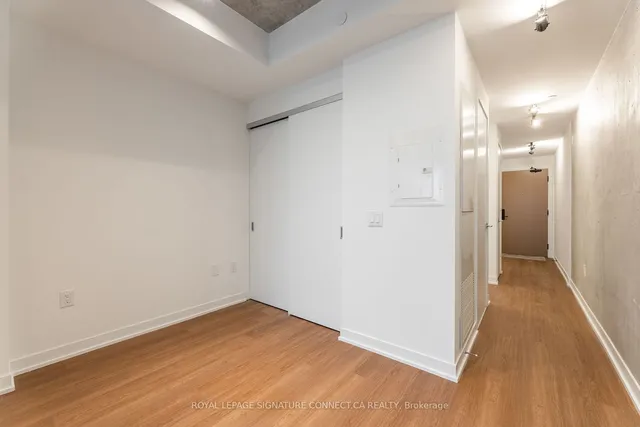 Additional image 8 of 195 McCaul St Unit 1415