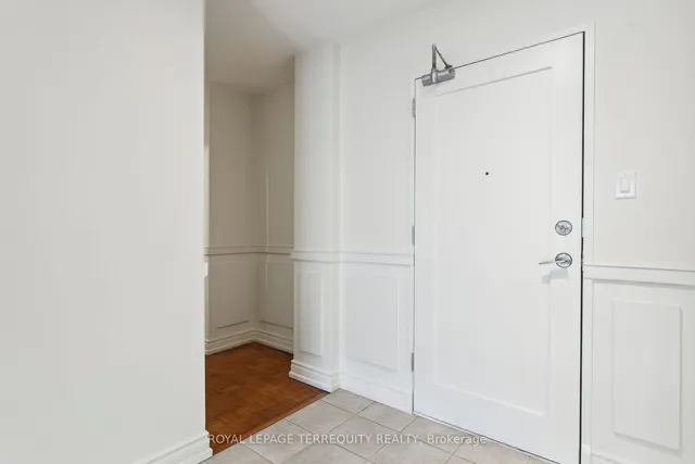 Additional image 6 of 714 The West Mall Unit 909