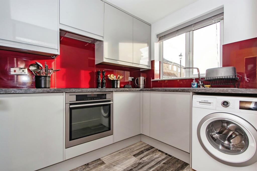 Additional image 6 of Broadleaze, Yeovil