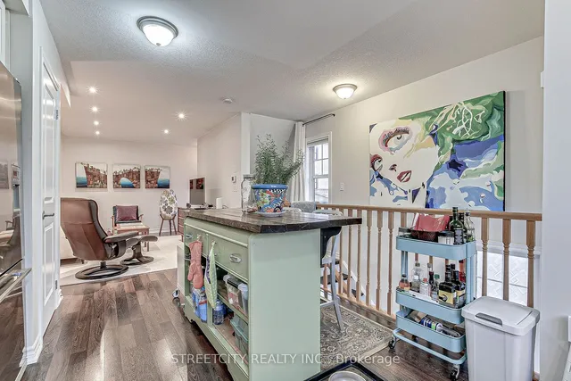 Additional image 10 of 701 Homer Watson Blvd Unit 6