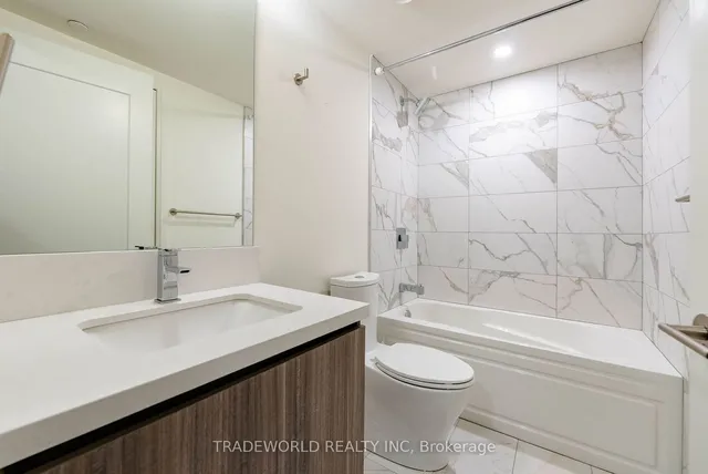 Additional image 15 of 151 Avenue Rd Unit 305