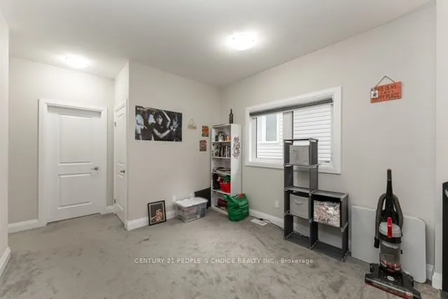 Additional image 23 of 681 Thomas Slee Dr