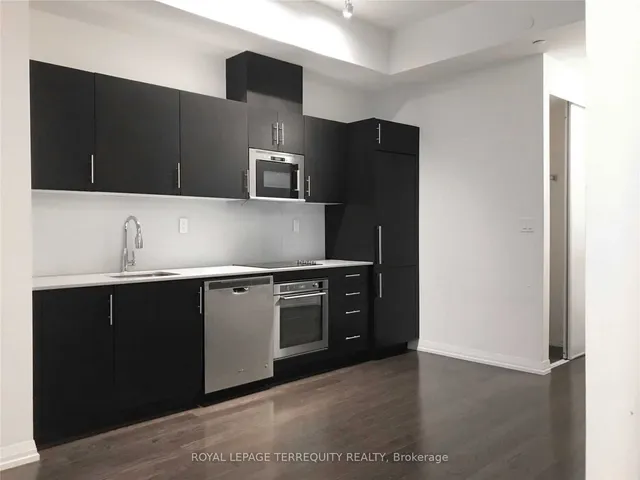 Additional image 8 of 460 Adelaide St Unit 801