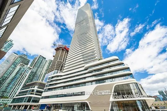 28 Freeland St Unit 5703