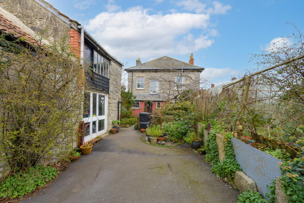 Additional image 15 of Leigh Road, Street