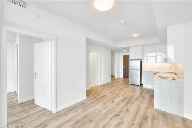Additional image 12 of 60 Frederick St Unit 2910