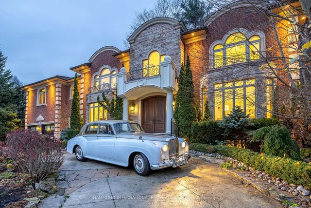 Additional image 39 of 24 York Valley Cres