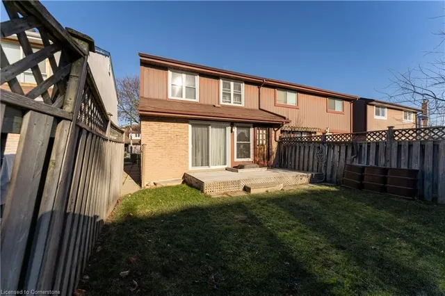 Additional image 27 of 52 Wallis Cres