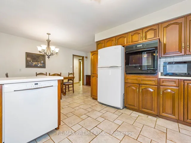 Additional image 12 of 2960 Weston Rd