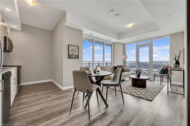 Additional image 3 of 60 Charles St Unit 2805