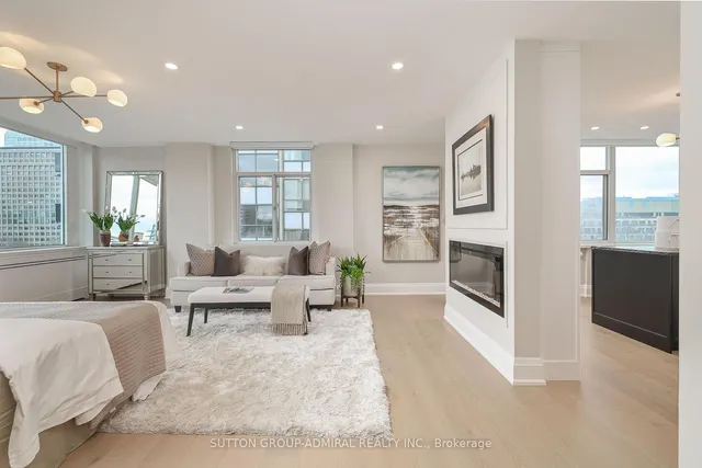 Additional image 16 of 500 Avenue Rd Unit 806