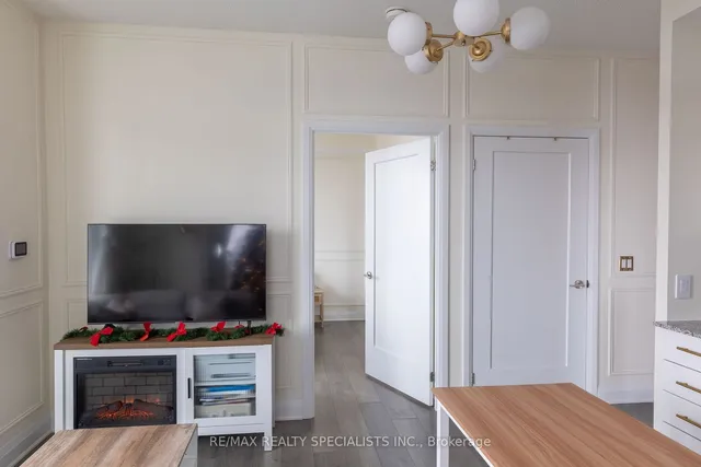 Additional image 5 of 3220 Sheppard Ave Unit 907