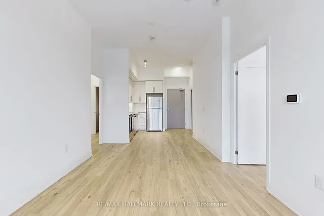 Additional image 7 of 3220 Sheppard Ave Unit 421