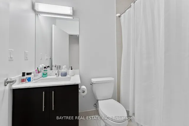 Additional image 13 of 58 Orchard View Blvd Unit 304