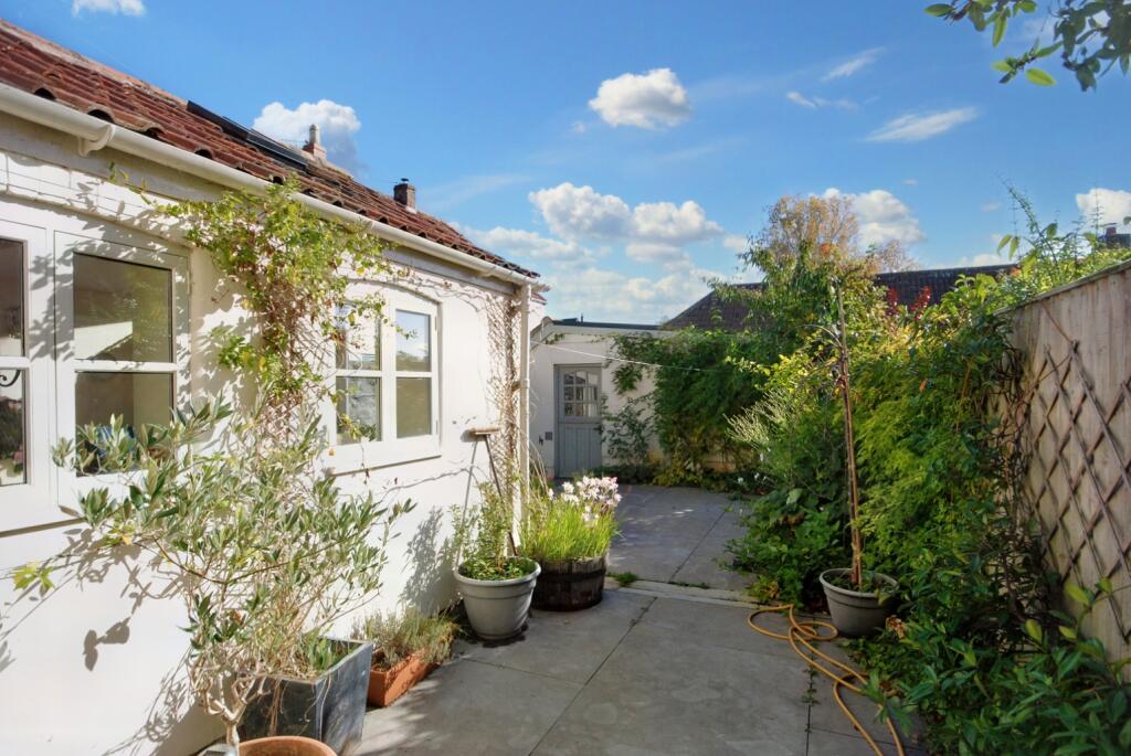 Additional image 16 of WELLS