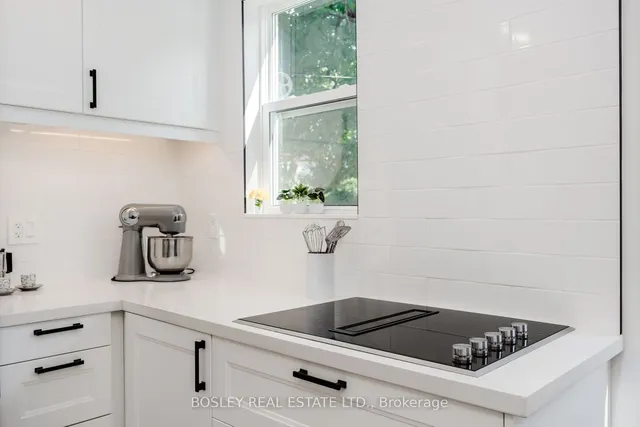 Additional image 17 of 757 Sammon Ave