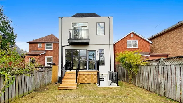 Additional image 32 of 11 Morland Rd