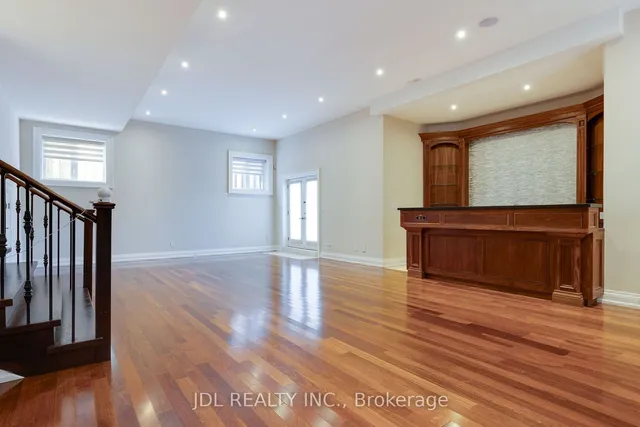 Additional image 27 of 248 Holmes Ave