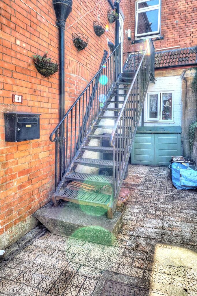 Additional image 2 of Goldcroft, Yeovil, Somerset, BA21