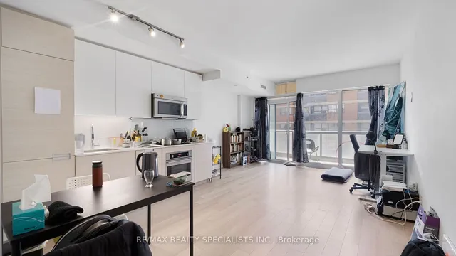 Additional image 16 of 210 Simcoe St Unit 605