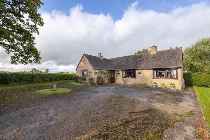 Additional image 21 of Detached 4 bedroom bungalow on the edge of Charlton Musgrove.