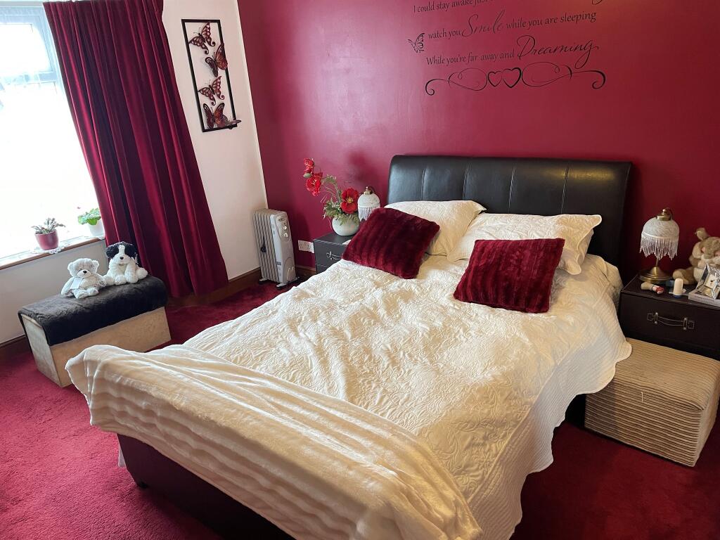 Additional image 3 of Sandhurst Road, Yeovil