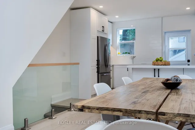 Additional image 11 of 757 Sammon Ave