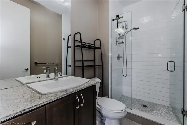 Additional image 20 of 112 Benton St Unit 116