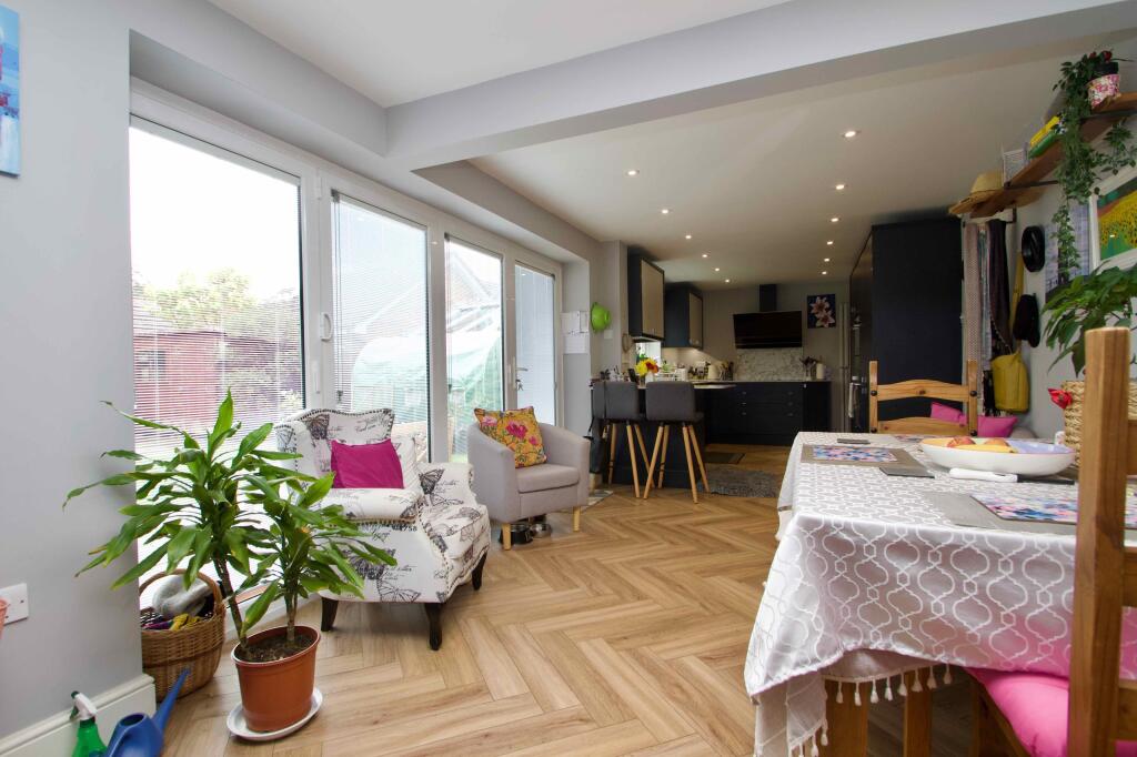 Additional image 4 of Boundary Way, Glastonbury